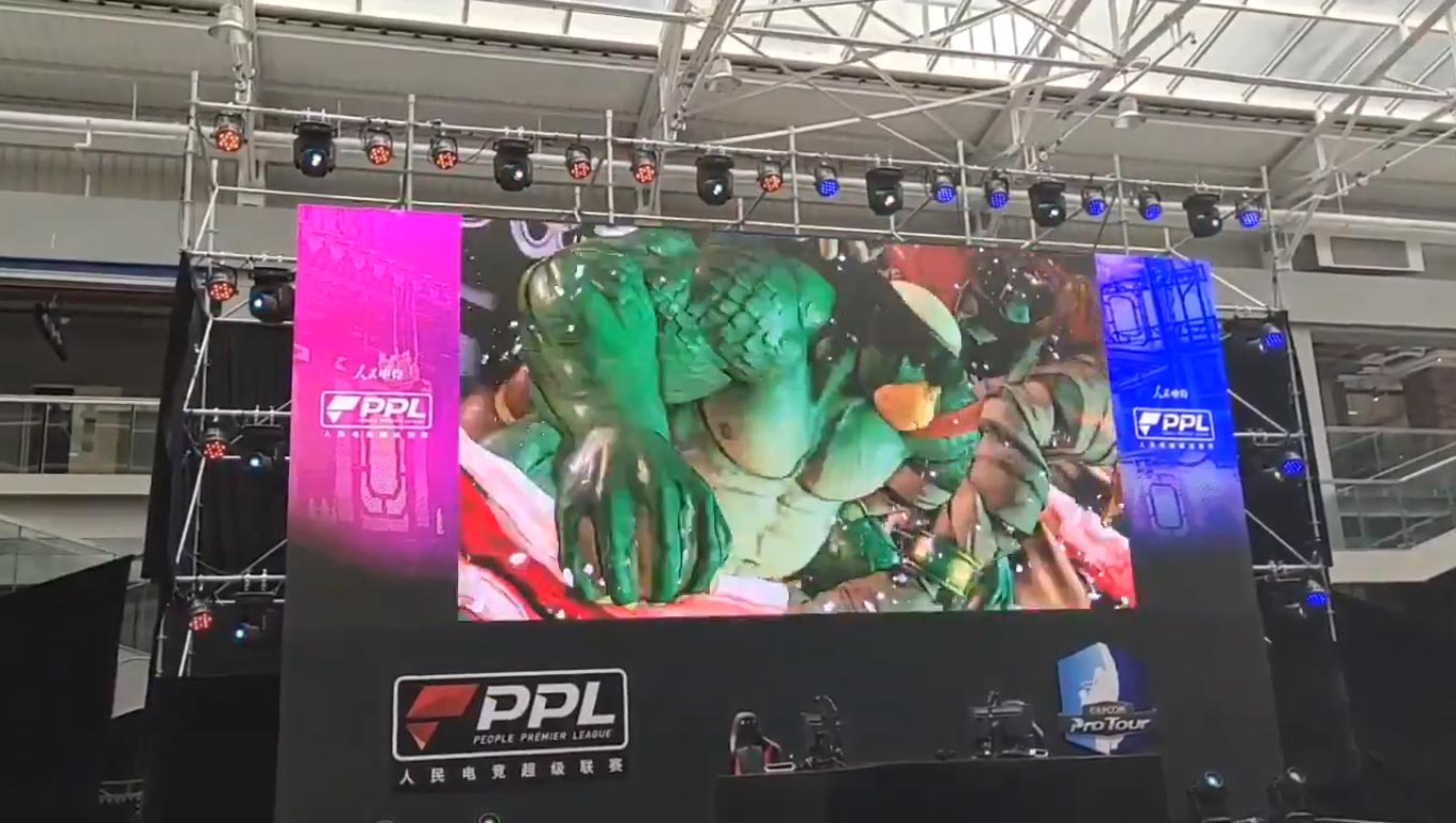 Halloween Costumes for Poison and E. Honda 9 out of 12 image gallery